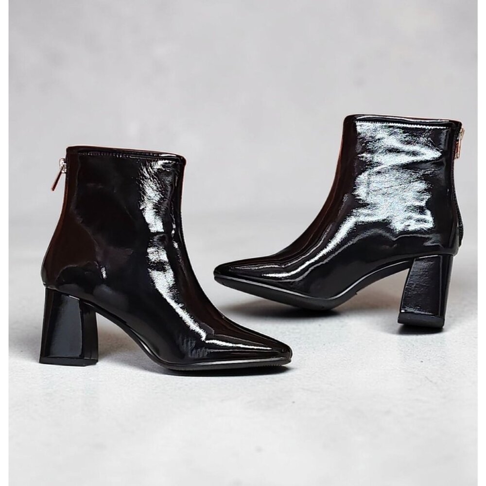 Black Patent Leather Chunky Heel Ankle Boots With Side Zipper Closure